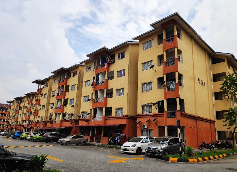 No Longer Available Pangsapuri Merak U5 Subang Bestari Subang Bestari Subang Selangor 3 Bedrooms 850 Sqft Apartments Condos Service Residences For Rent By Khoo Rm 650 Mo 31922127