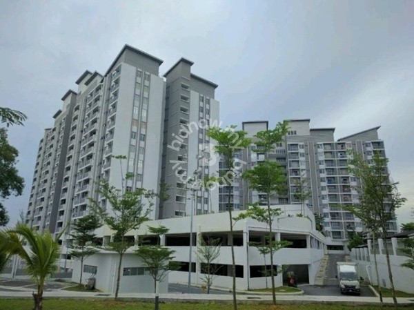 Pangsapuri Aman Larkin @ Scott Tower, Jalan Tani, Kampung Aman, 80350 ...